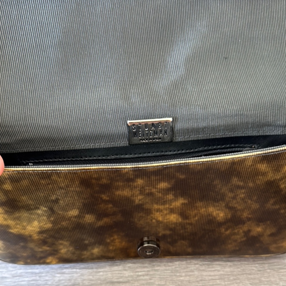 Stuart Weitzman 90s/Y2K Patent Brown and Gold Shoulder Bag - Picture 6 of 13